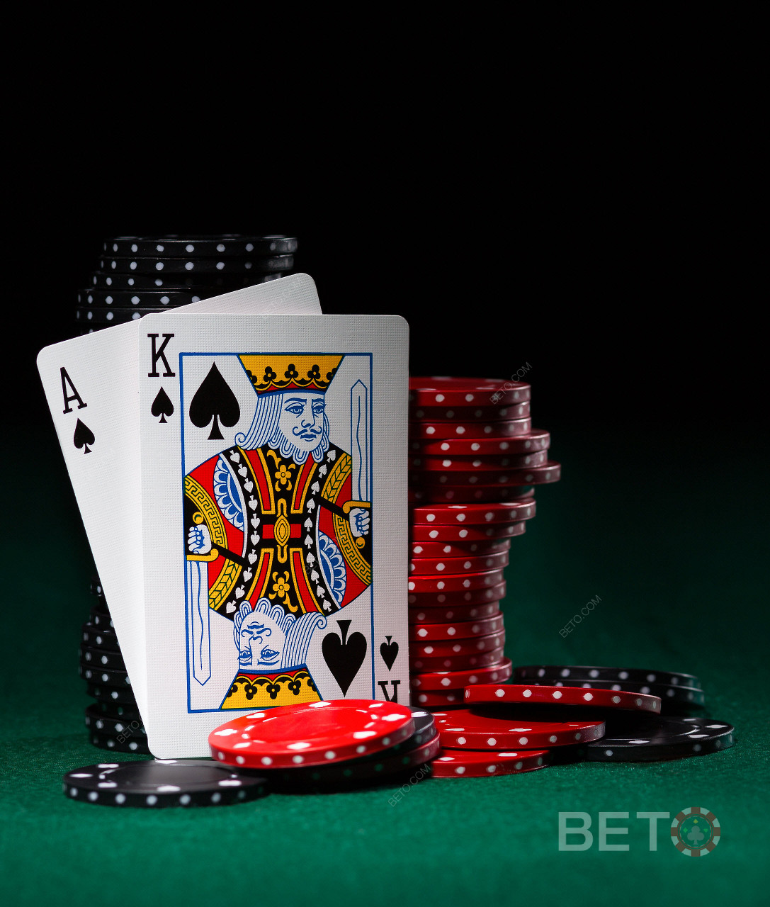 Video póker játékok és kártyajátékok is elérhető a BitStarz.