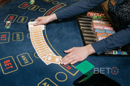 Egyes kaszinók szerencsejáték-jutalék nélküli változatokat kínálnak.